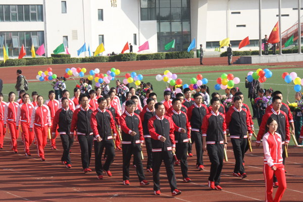 公司方隊入場(chǎng) 公司方隊入場(chǎng)